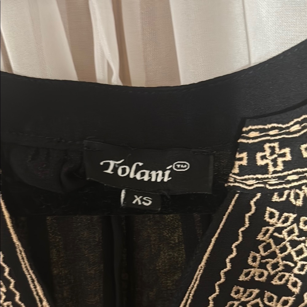 BLOUSE of Tolani Black Embellished Bib Collar - Picture 3 of 6